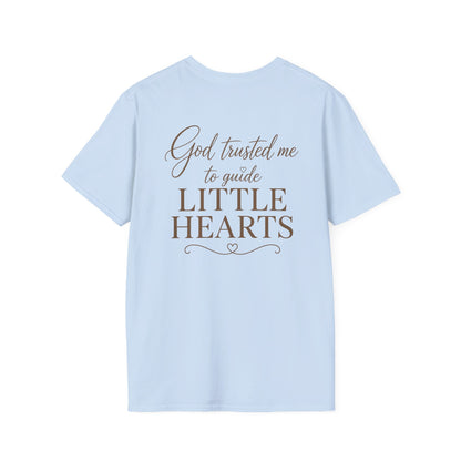GOD TRUSTED ME TO GUIDE  LITTLE HEARTS - PREMIUM T-SHIRT