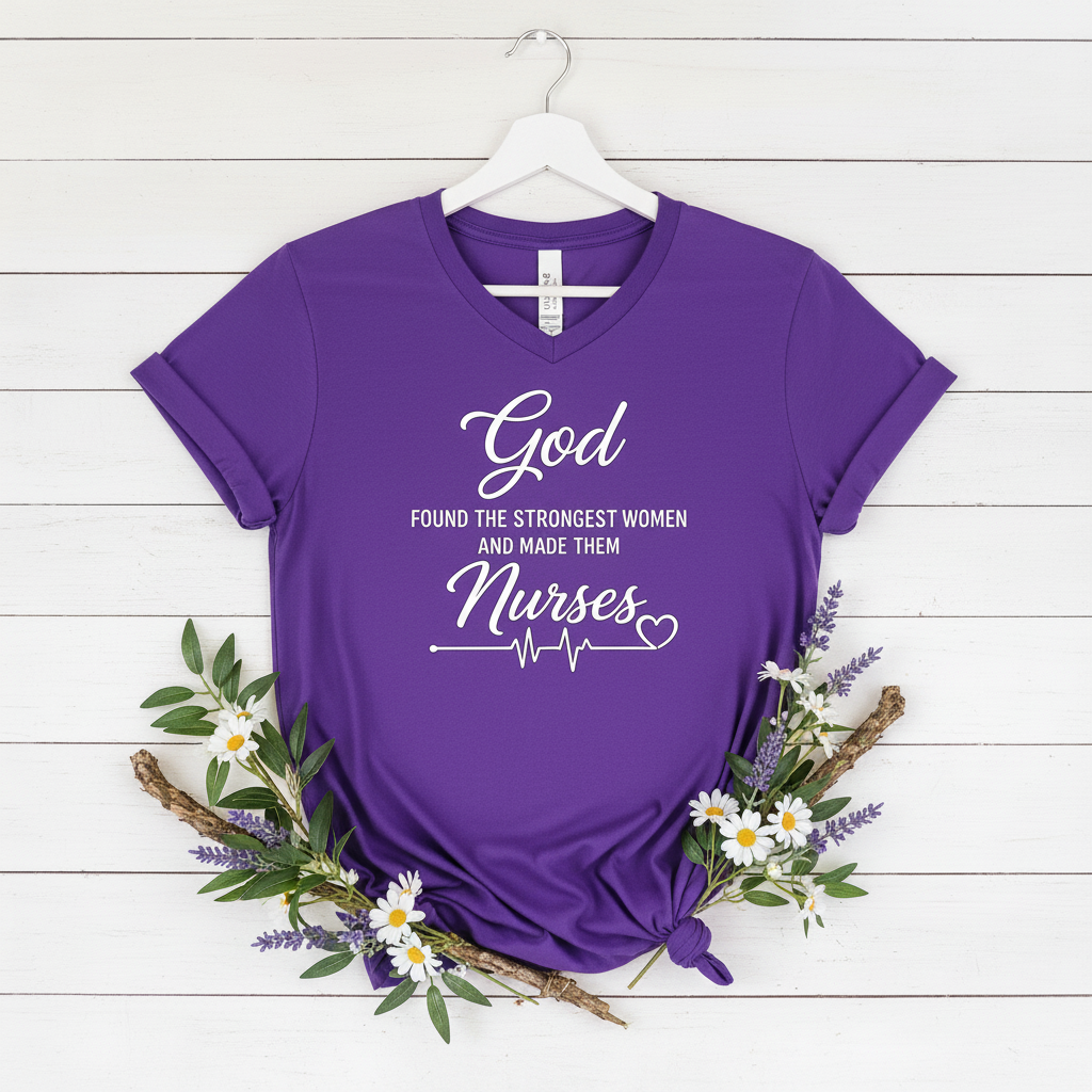 GOD FOUND THE STRONGEST WOMEN - V-NECK PREMIUM T-SHIRT