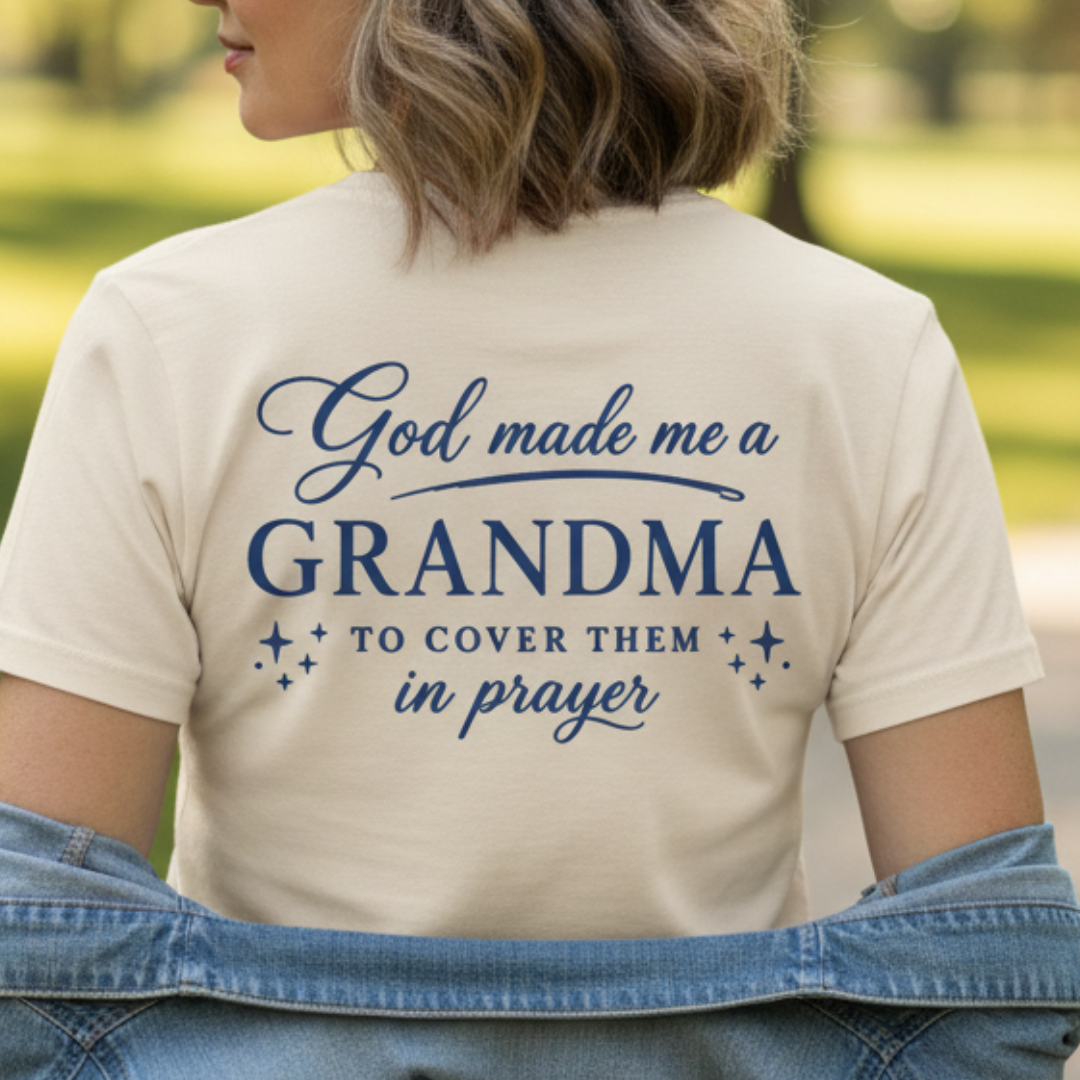 GOD MADE ME A GRANDMA - PREMIUM T-SHIRT