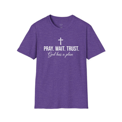PRAY WAIT TRUST - PREMIUM T-SHIRT